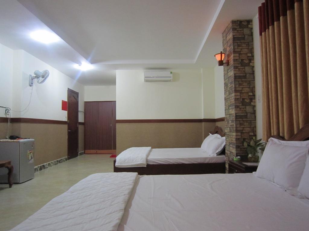 ตัน กืว ลอง โฮเทล Hotel โฮจิมินห์ซิตี้ ภายนอก รูปภาพ